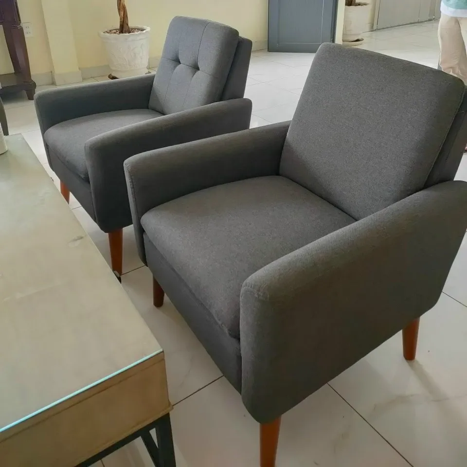 Harga Terbaik Desain Baru Sofa Modern Elegent Kursi Santai Hotel Biru Kursi Berlengan dengan Desain Tombol Ruang Tamu Grosir Besar