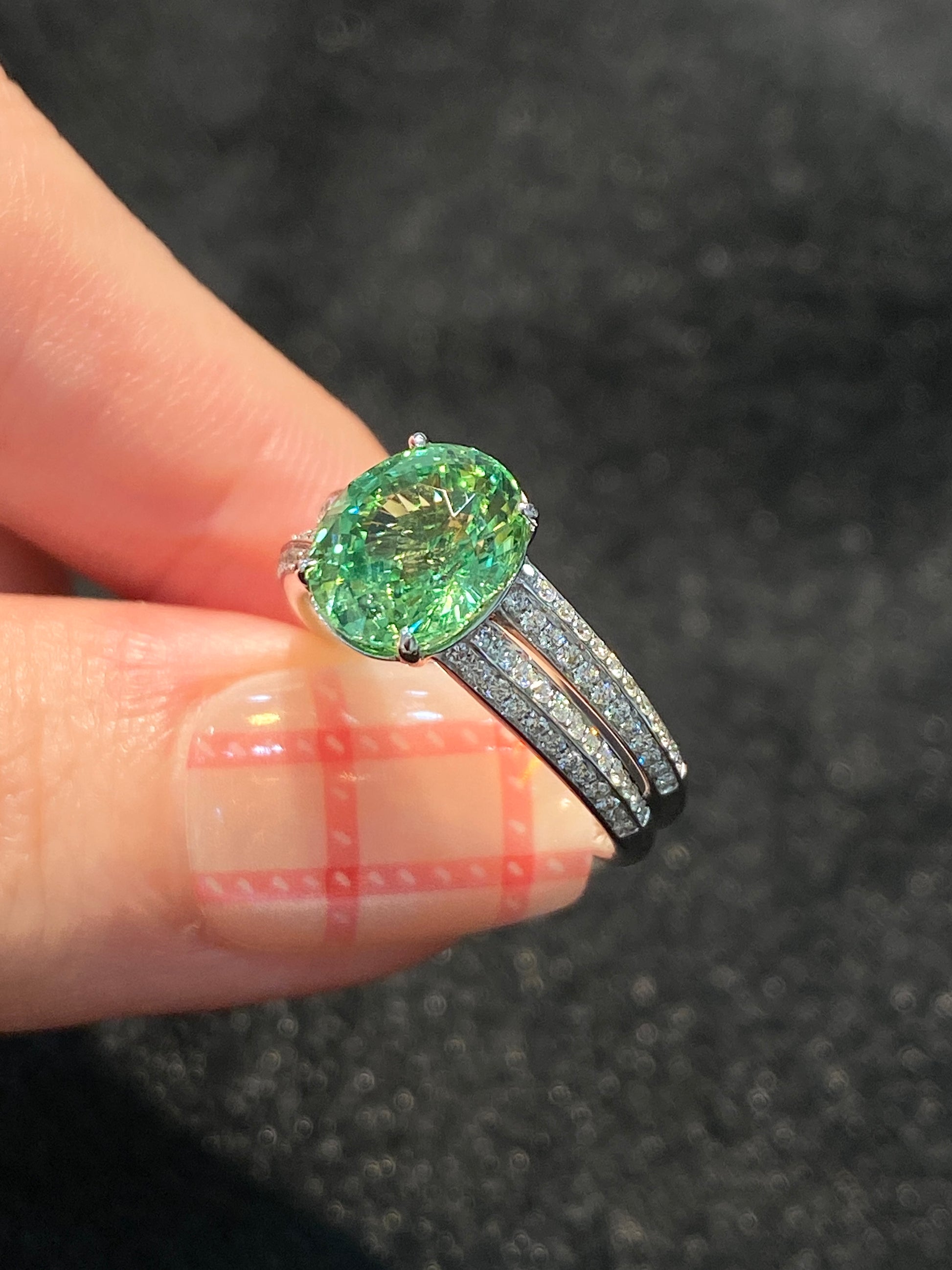 ตามภาพที่แสดง