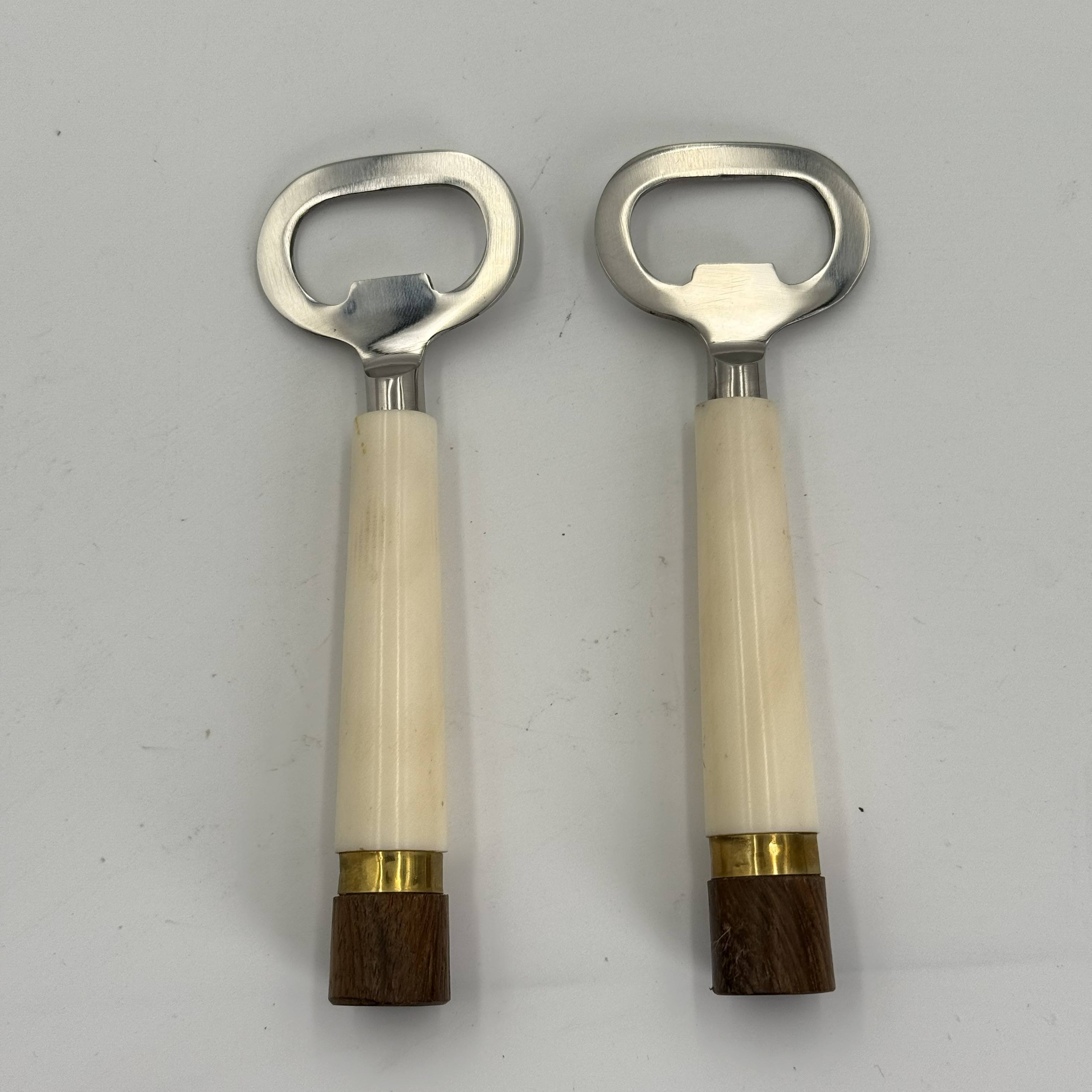 ตามที่แสดง