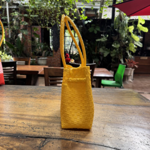 Saco De Praia Bolsa Tecida Nova Moda Elegante Compras Avaliação Textura Única Handmade Plástico Reciclado Da Indonésia - Product Image 3