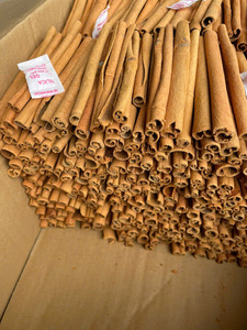 HIGH OIL CONTENT in CASSIA <strong>CINNAMON</strong> STICK 8CMS to 10CM LENGTH, 80% to 100% ROLL <strong>BEST</strong> <strong>PRICE</strong> for EXPORT - Product Image 2