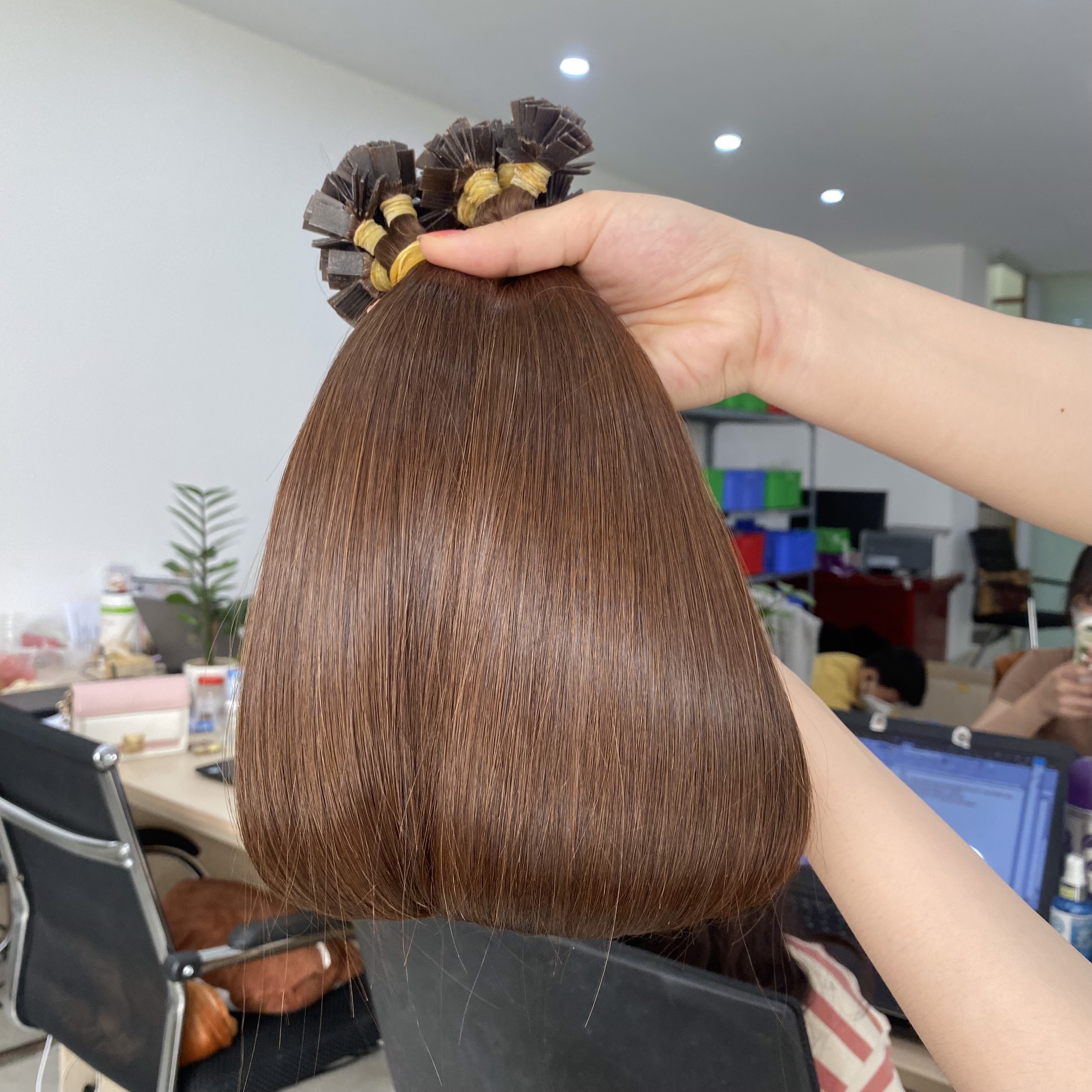 สีน้ำตาล