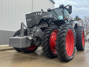Stock Now <strong>Fendt</strong> 1050 <strong>Vario</strong> Tractor 4x4 Multifunctional New Agricultural Tractor Top Selling - Product Image 4