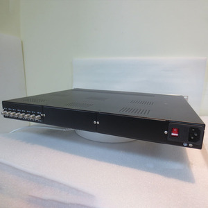 IPTVヘッドエンドFTAIRD4チューナーdvb T2 S2からiptvゲートウェイへのIPトランスコーダーへの接続