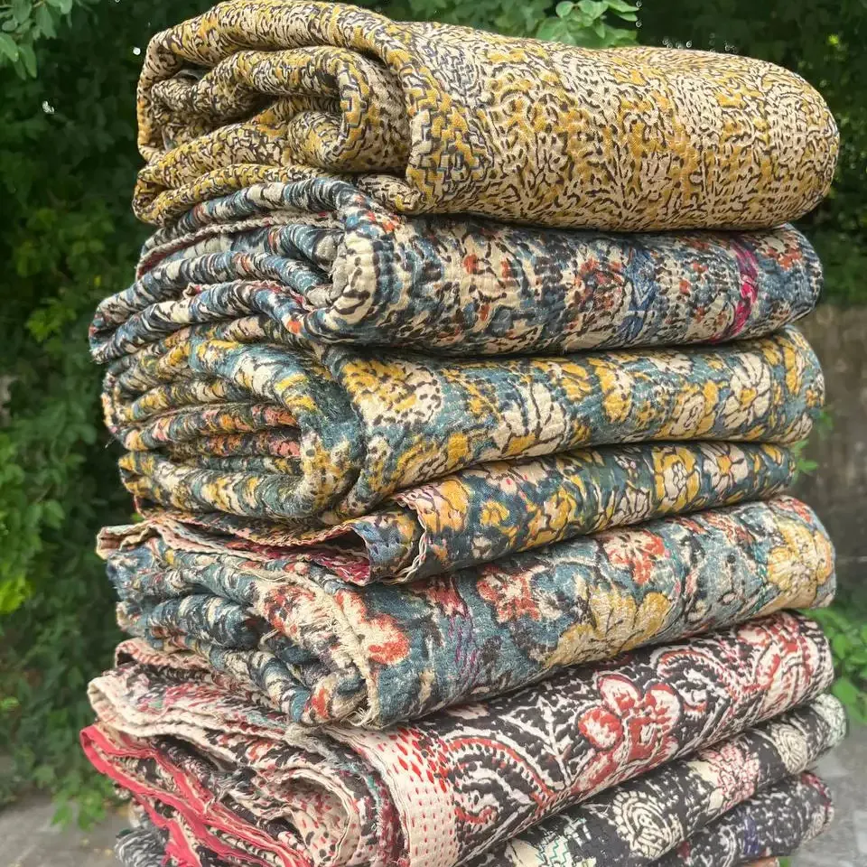 Indiase Handblok Vintage Kantha Quilt- Retro Bloemen Boho Handgeschilderde Kantha Throw-Designer Gerecycled Gypsy Kantha Deken