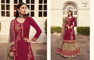 インドのサプライヤーからの女性のためのダイヤモンドワークNityaGhararaスタイルSalwarKameezで高品質の刺Embroideryを輸出する