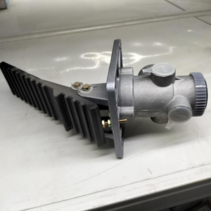 <span class=keywords><strong>Sdlg</strong></span> LG936L LG956L Bộ Nạp Bánh Xe 4120001795 Phanh Bánh Xe Tải LY60F - Product Image 1