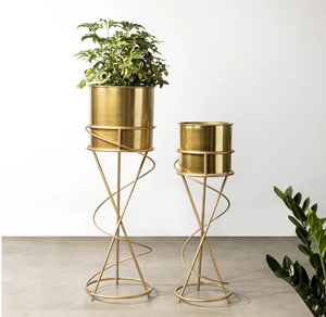 Antique Brass Finish Hammered Set of <strong>2</strong> <strong>Planter</strong> Modern Metal <strong>Planters</strong> Iron <strong>Planter</strong> Small and Large Decorative Pots at Wholesales - Product Image 4