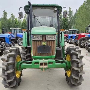 農業用トラクターJohn and deereee 120 hp 4x4フル装備オリジナル中古フランス