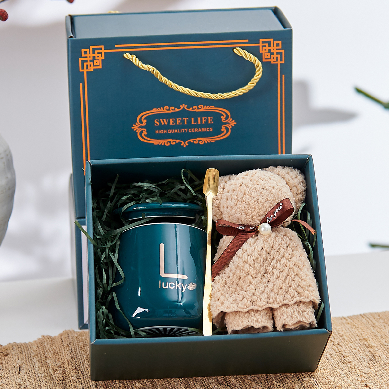Cup + Towel Two-Piece Set