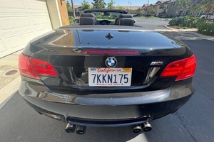 2011 <strong>B</strong>-M-W M3 Convertible V8 Power California-Owned Some Modifications - Product Image 4