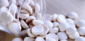 Bánh quy men flavour dừa một chiếc bánh xốp giòn nhẹ tan chảy ngay lập tức khi cho vào miệng - Product Image 2