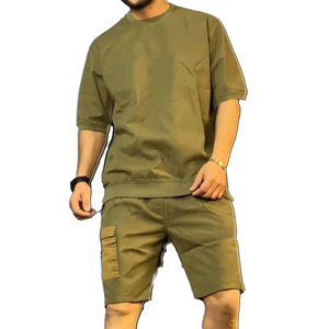 新着メンズ100% コットンプリントサマーショーツセットファッショナブルなトラックスーツ通気性TシャツプラスサイズメンズTシャツセット