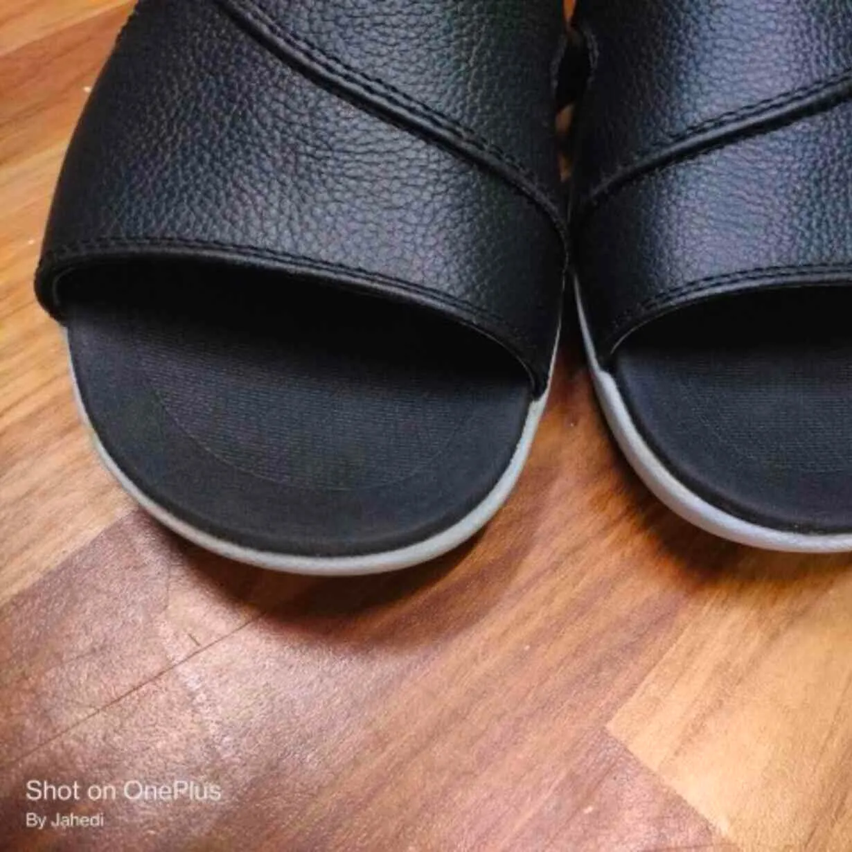 Yeni varış basit tasarım rahat özel size LOGO sandalet yaz için erkek ayakkabısı