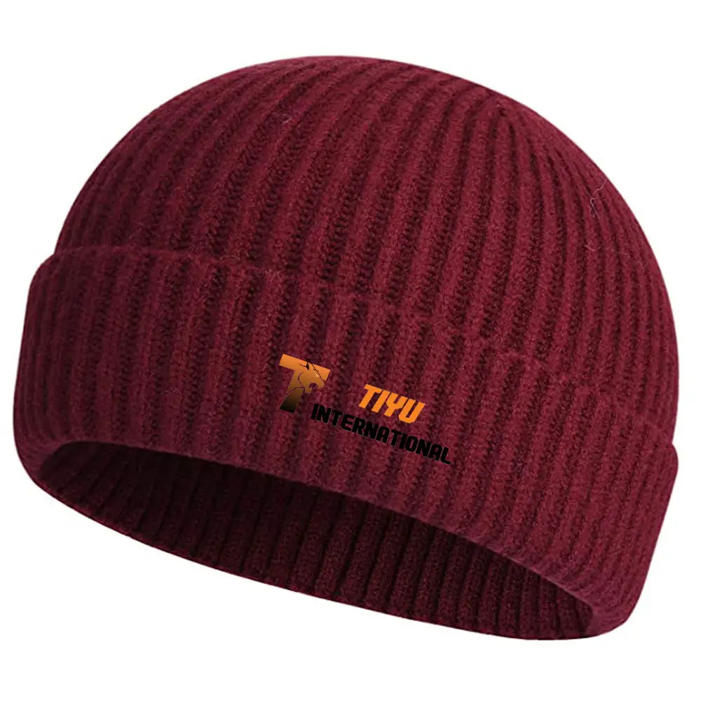 Venta al por mayor de gorros personalizados con etiqueta personalizada gorro acrílico liso gorro de invierno tipo corto para hombres unisex