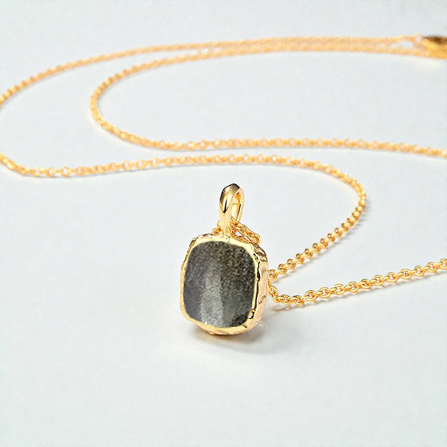 ซิลเวอร์ชีน ออบซิเดียน