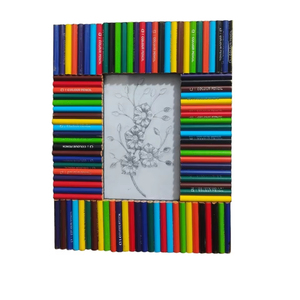 Fantezi ahşap el işi fotoğraf çerçevesi ev dekor için geri dönüşümlü renkli kalemler masa üstü 10.5x8 inç kullanarak - Product Image 1