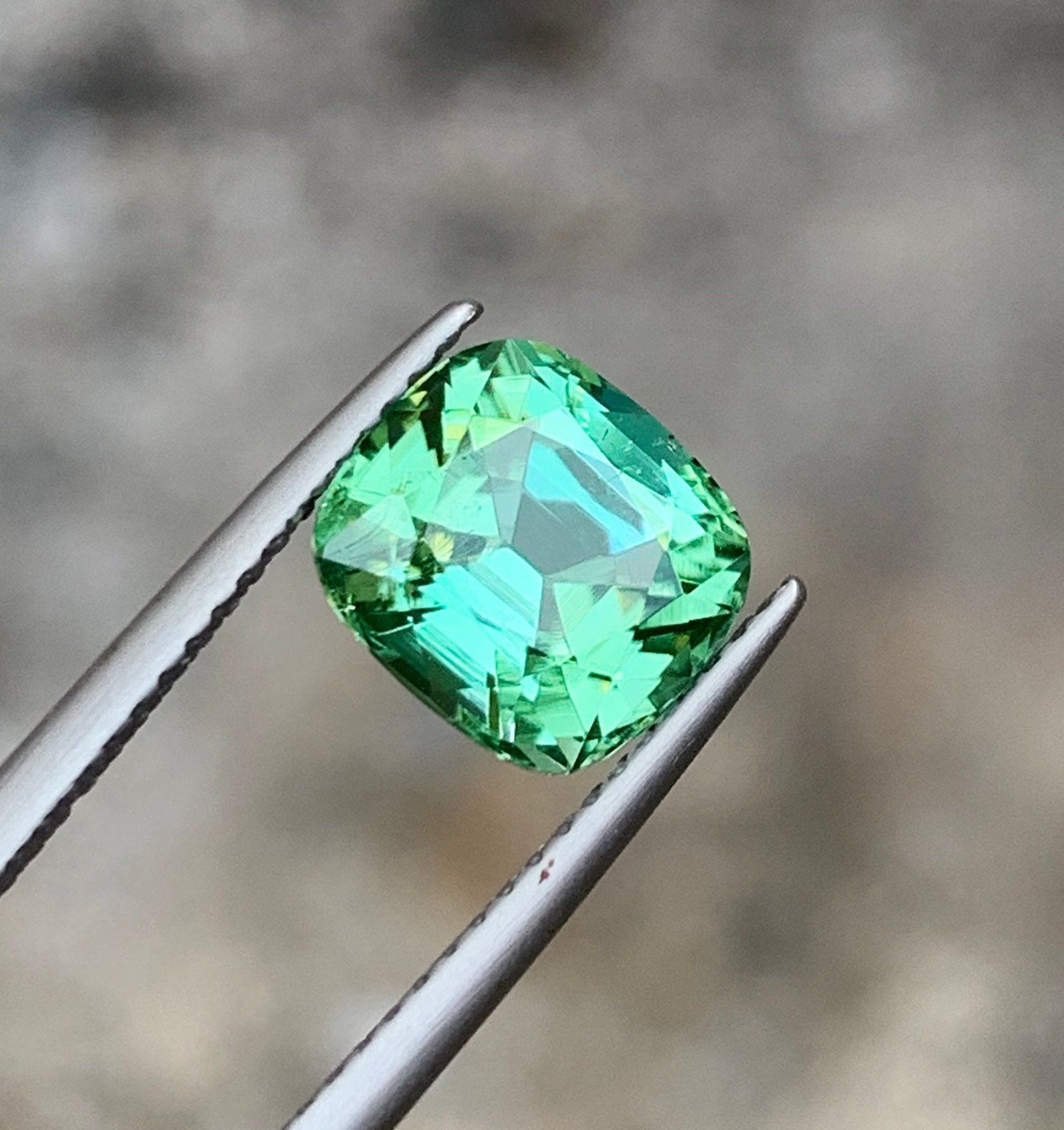 สีเขียว