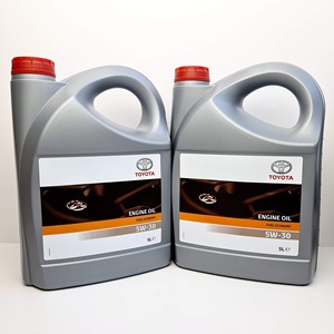 Complete Range of <strong>Toyota</strong> Engine <strong>Oil</strong> For All Engine Types Delivers Excellent Protection and Longer Service Intervals - Product Image 6