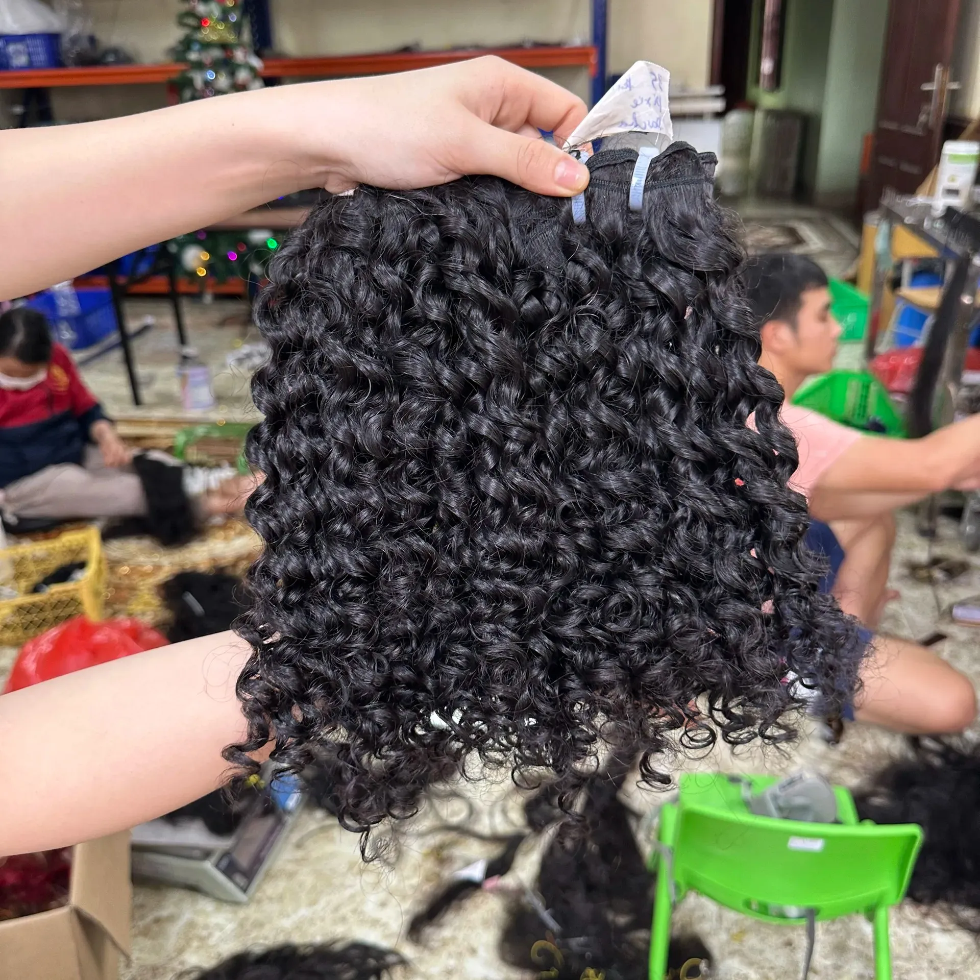 Bestseller TOP birmano riccio un taglio capelli crudi vietnamiti capelli umani trame di pelle fasci di qualità Vietnam