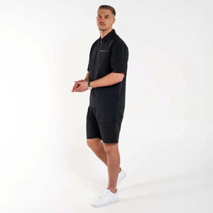 Camisa clásica con botones para hombre-Tela suave, ajuste moderno y fácil de estilizar-Esencial para armario - Product Image 2