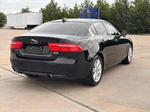 2019 Jaguar XE 25t Premium - Product Image 3