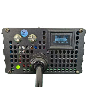 電動スクーター用調整可能900Wバッテリー充電器80-90-100% 充電機能10A出力15A鉛酸用入力電流 - Product Image 6