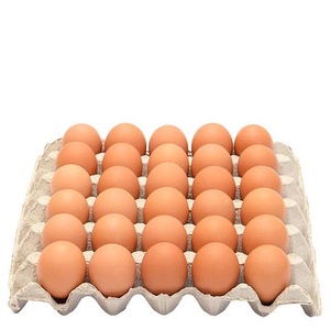 ฟาร์มไข่ไก่สดโต๊ะ สีน้ําตาลและสีขาว สีน้ําตาลสด ไข่โต๊ะสีขาว ไข่ไก่สด