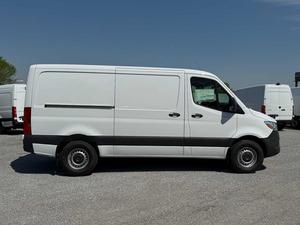 2025 Mer cedes-Be nz Sprinter Cargo Van RWD - Product Image 2