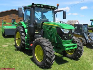 טרקטור חקלאי 4X4 ג'ון ודee 6130R מקורי משומש עם כלים מלאים במחירים זולים מאוד זמין - Product Image 4