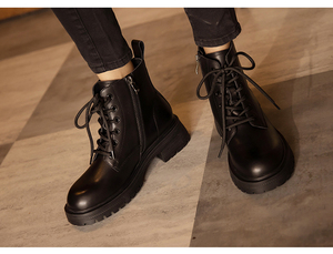 קסם מלכותי עור אמיתי פלטפורמה מגפי 4.5 ס "מ רירית צבע שחור קצר - Product Image 4