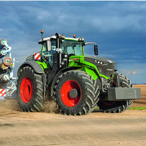 Premium Tractor with VarioDrive <strong>Fendt</strong> 700 <strong>Vario</strong> - Product Image 3