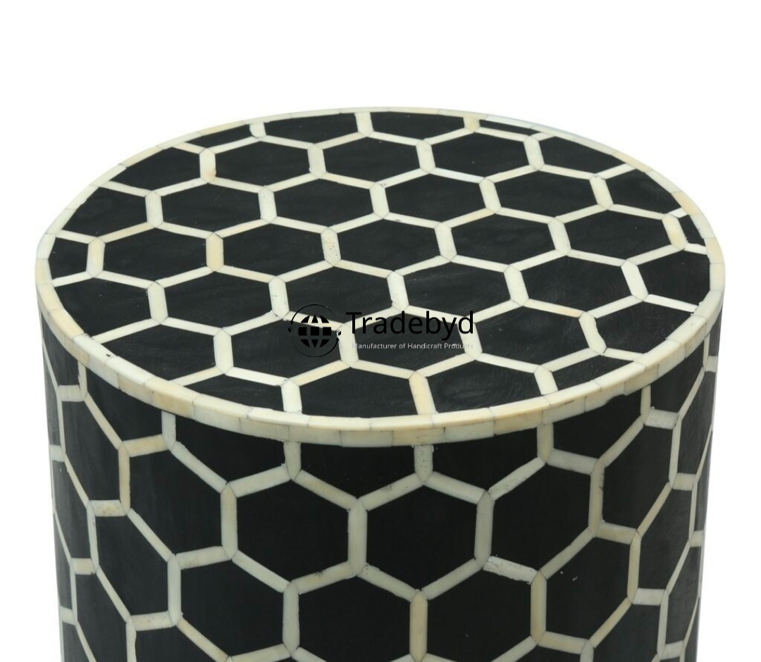 Available in different Colors