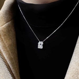優れた品質クッションエメラルド & ペアラボ成長ダイヤモンドネックレス14Kt女性の結婚式や婚約のためのファインホワイトゴールド