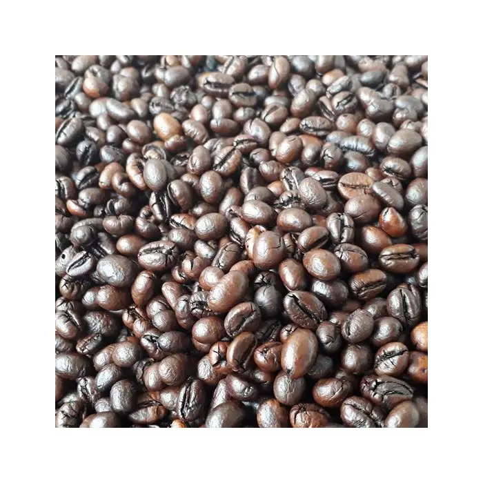 Deliciosos grãos de café robusta arábica torrados orgânicos frescos com sabor puro escuro de alta qualidade