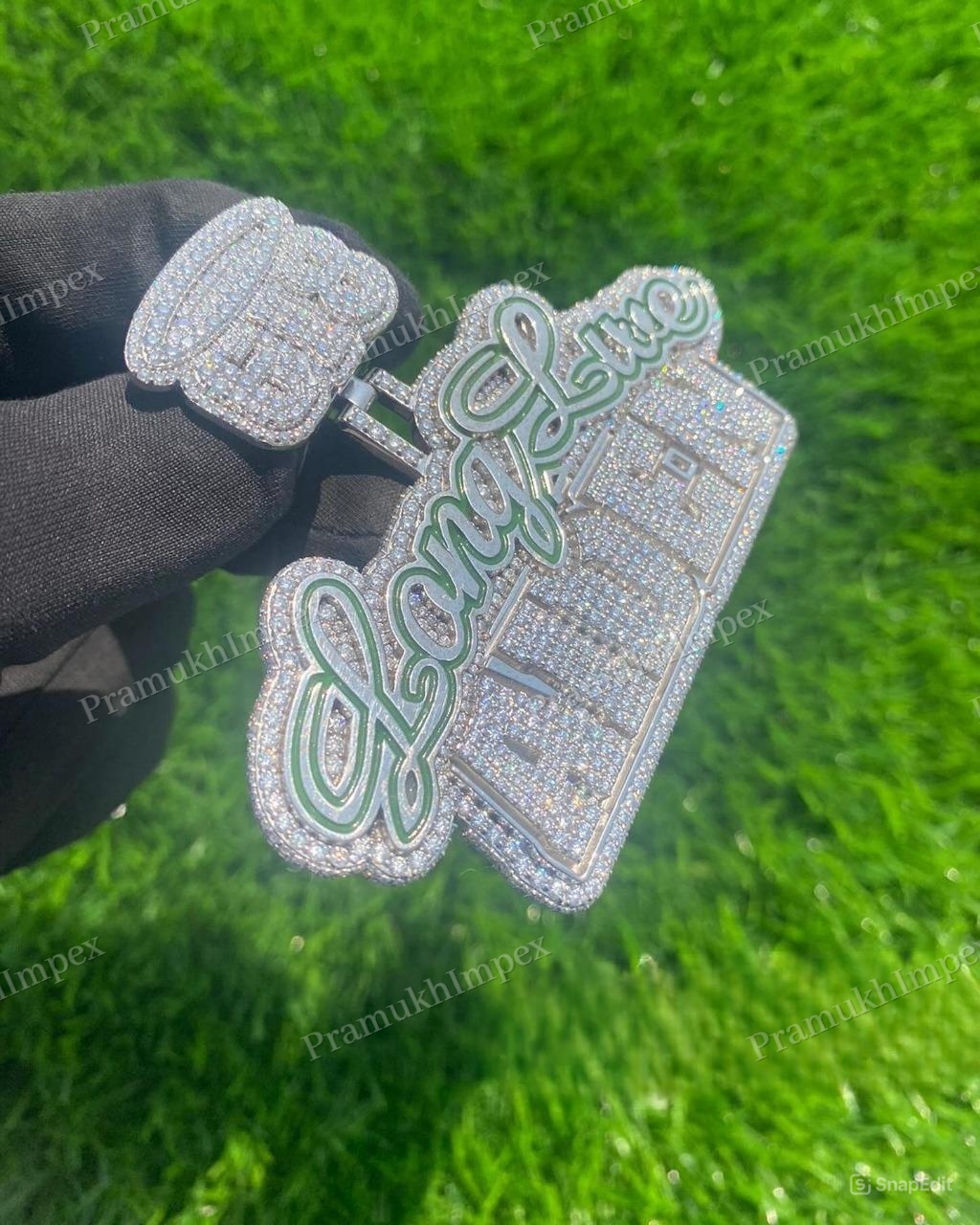 สีเหลือง