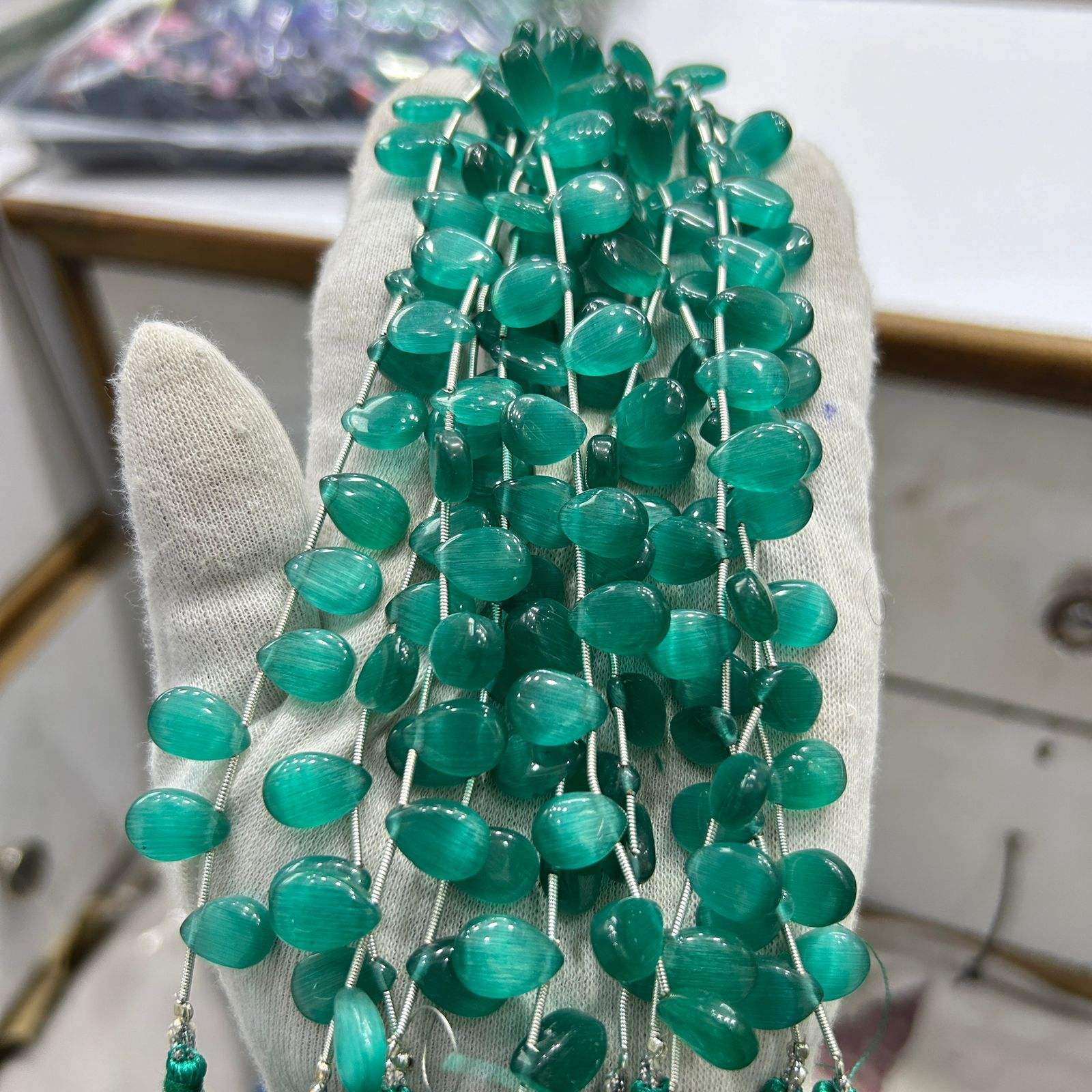 สีเขียว