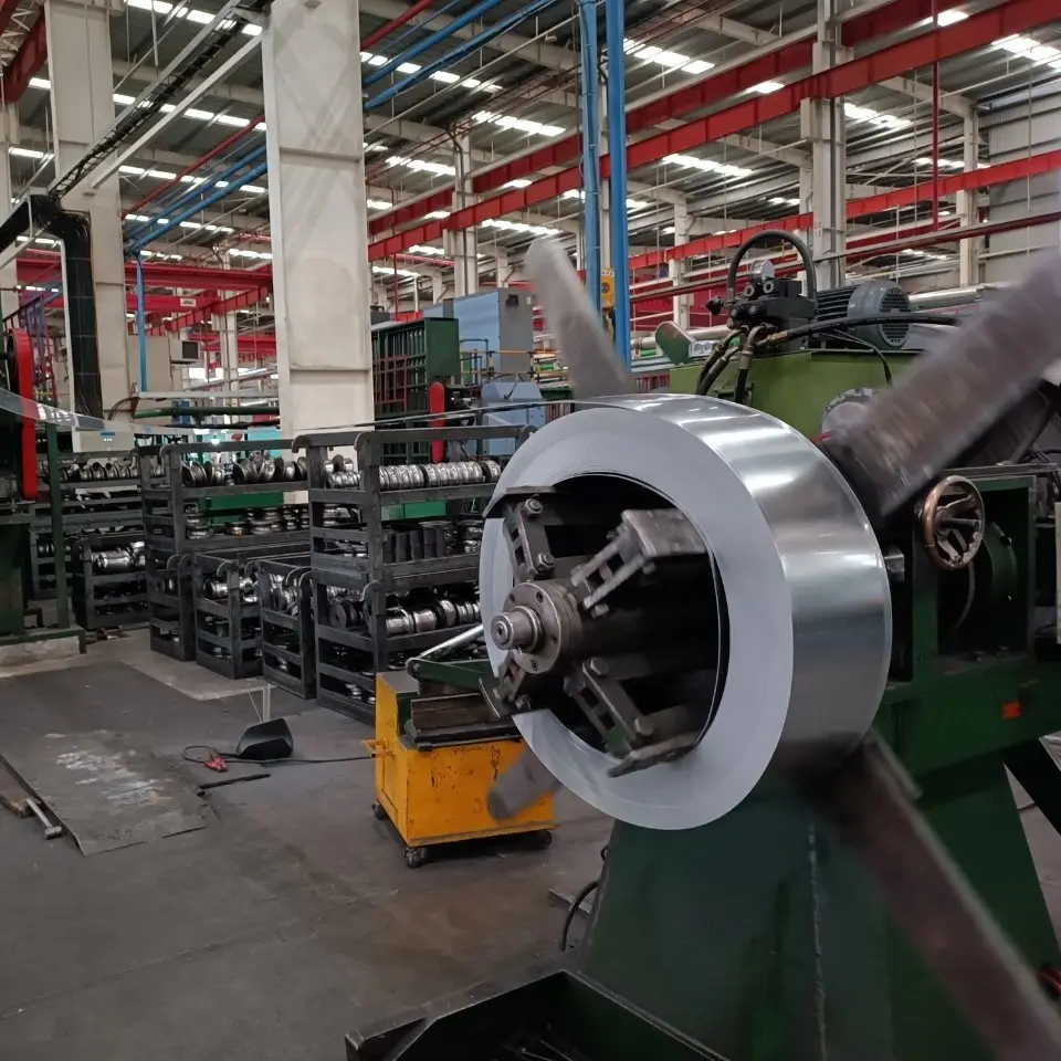 Гальванизированный стальной рулон, оптовая продажа, готовые к отправке трубы для производства углерода, 9002 индивидуальная пластина вьетнамского производителя
