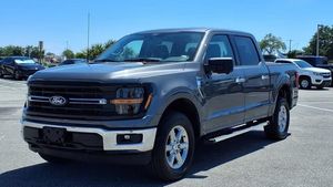 2024フォードF150 XLT SuperCrew 5.5 'ボックス4WDレザーシート右ハンドルリアカメラ付き - Product Image 4