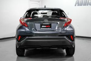 Toyota 2019 R LE SUV 4L için C-H