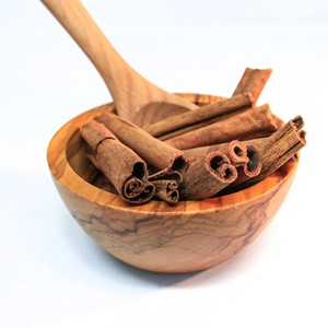 优质肉桂全皮食品烹饪风味，价格便宜的决明肉桂棒准备出口 - Product Image 5