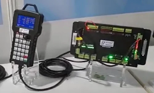 Compre el controlador DSP de 4 ejes serie 4H de calidad superior con archivo de 1 GB y LCD gráfico de 128x64 para máquina enrutadora CNC - Product Image 4