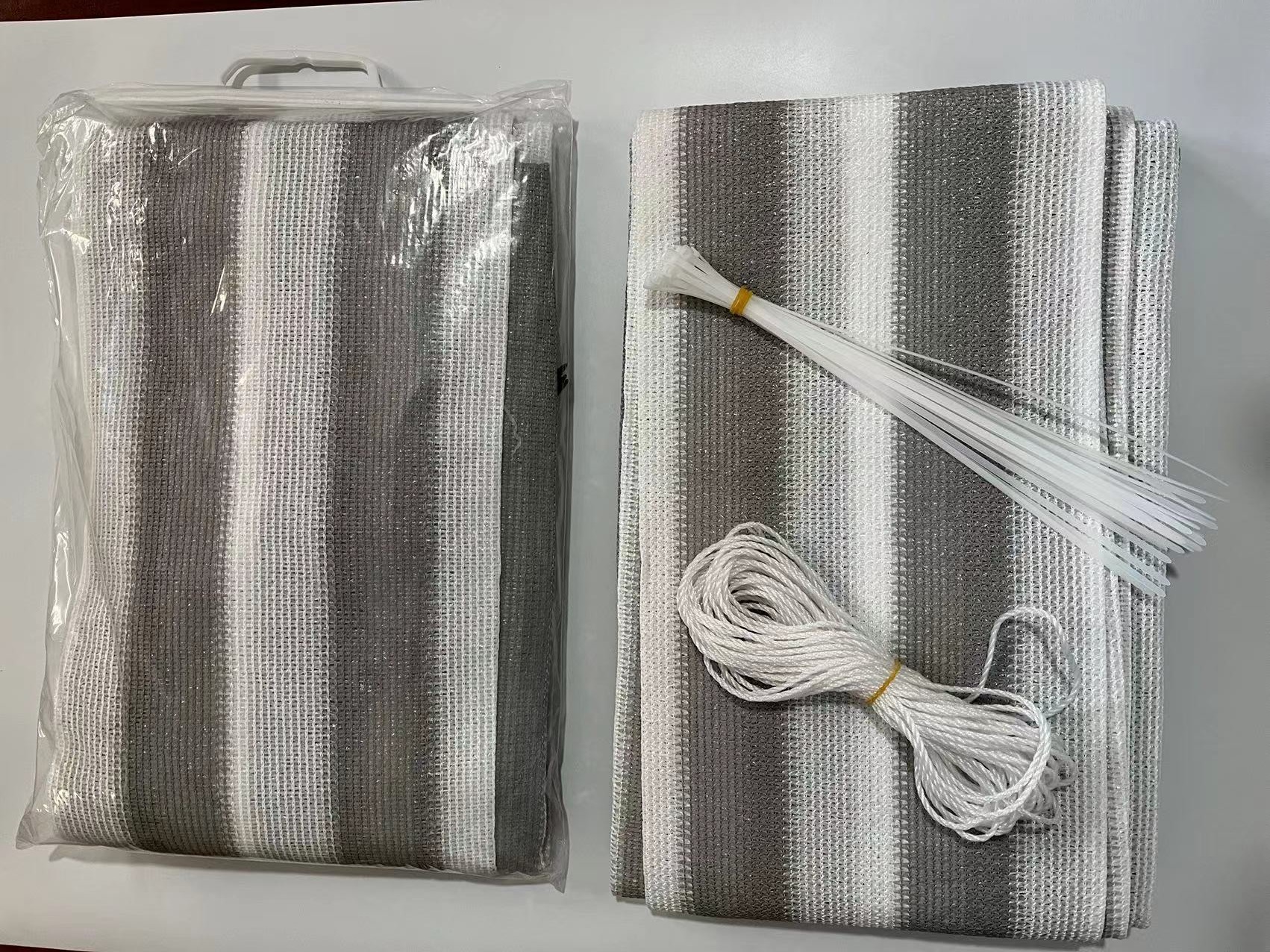 0.9*5m/Gray white stripes