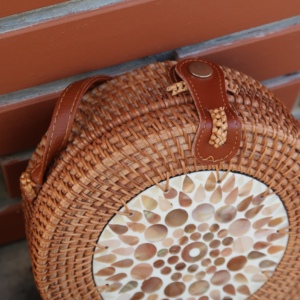 Bizim yuvarlak kamış örgü çanta deri saplı fonksiyonu ile, şık bir çanta vietnam'da yapılan bir yaz kaçamak için gereklidir - Product Image 6