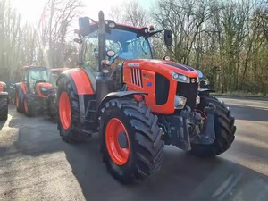 クボタトラクターM7040SU 4x4米国ホイール農業機器