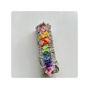 White <strong>Sage</strong> 7 Chakra Sinuata Smudge Stick <strong>Bundle</strong> Wholesale White <strong>Sage</strong> <strong>Bundle</strong> Sticks With Colorful Rose Petals Flowers - Product Image 5