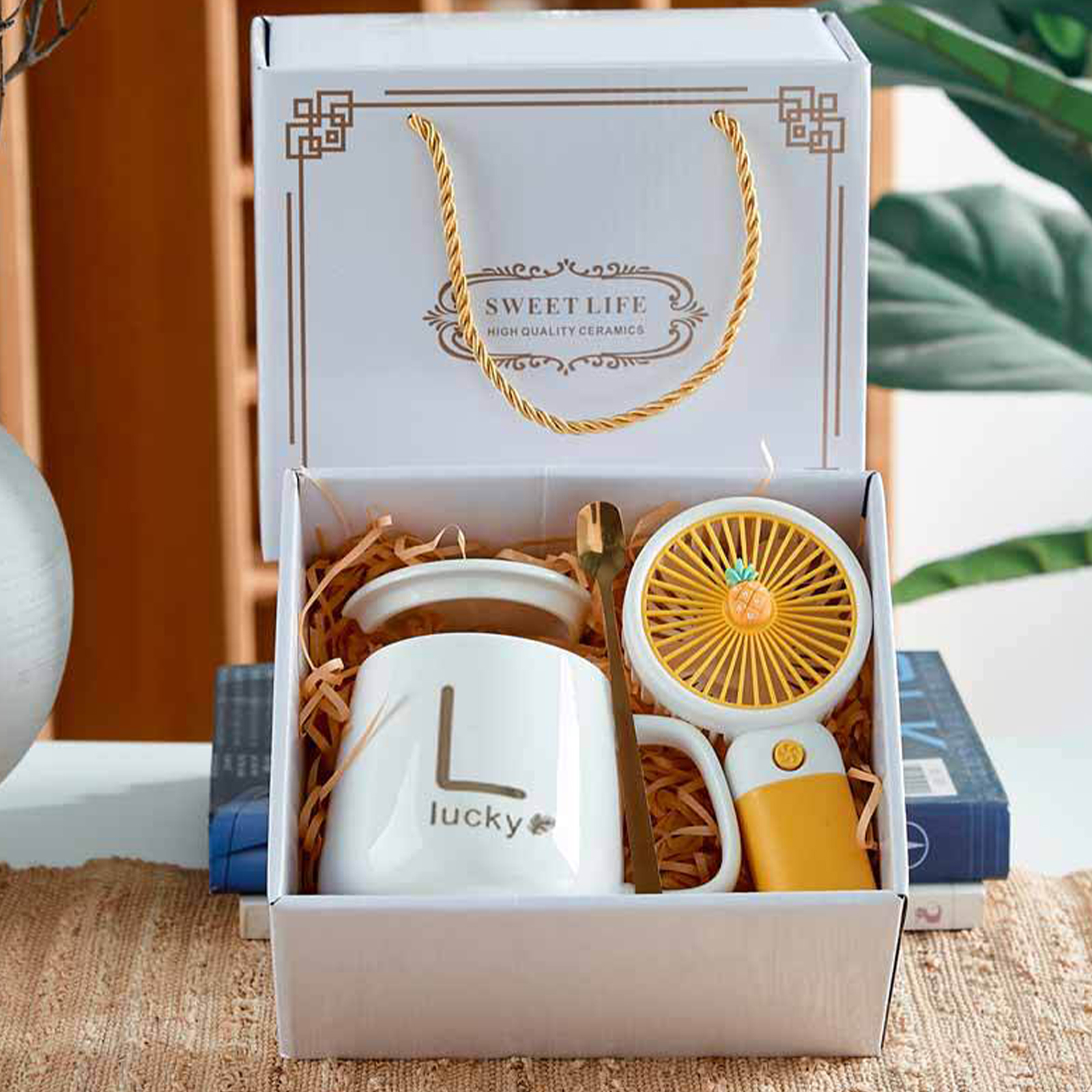 Cup + Fan Two-Piece Set