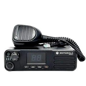 DM4401e <span class=keywords><strong>Motorola</strong></span> Digitales mobiles Funkgerät DMR Dash Mount Autoradio Langstrecken-Walkie Talkie XiR M8628i DGM8000E XPR5350e