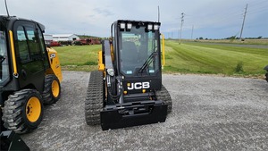 中古2025 JCB 215Tスキッドステアローダー - Product Image 3