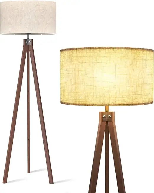 Design moderno della lampada da terra in legno treppiede.